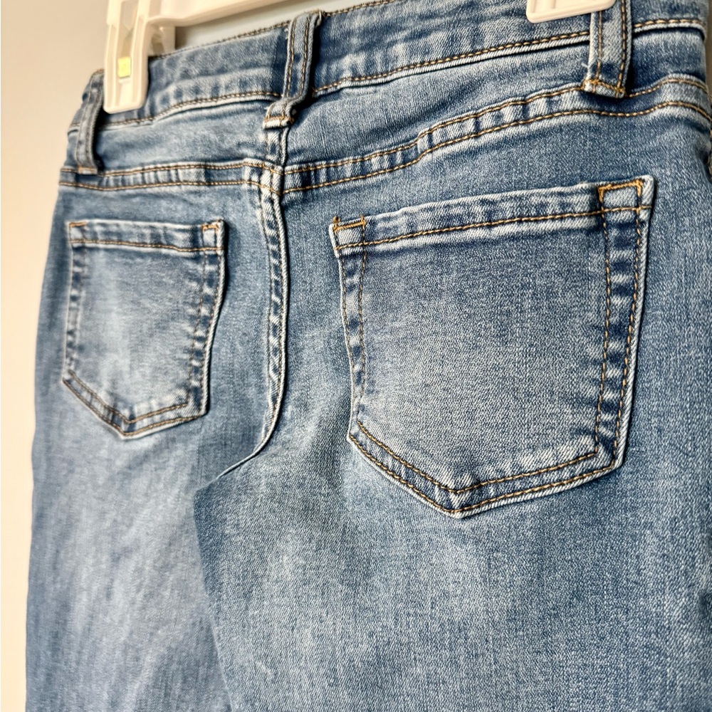 Art Class Girls’ Front Seam Low Rise Flare Jeans in Medium Wash Size 8 Y2K - Picture 5 of 6